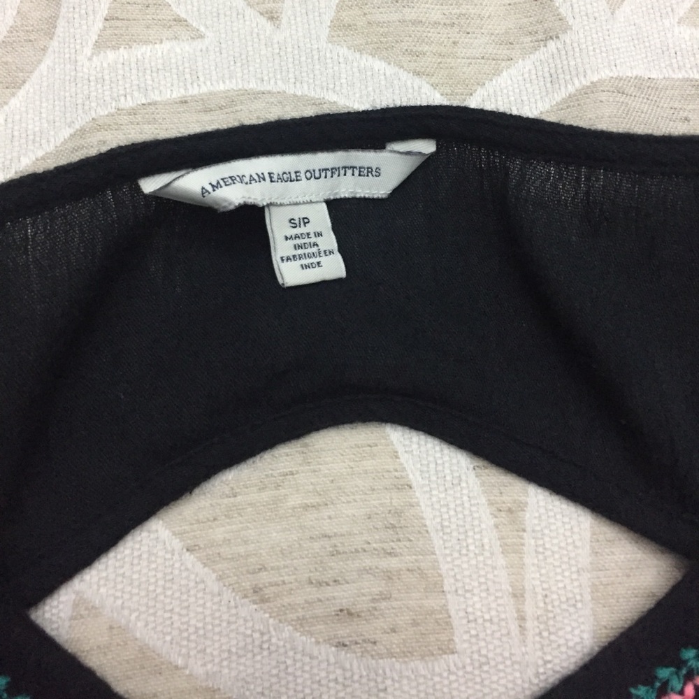 American eagle top - Picture 2 of 2